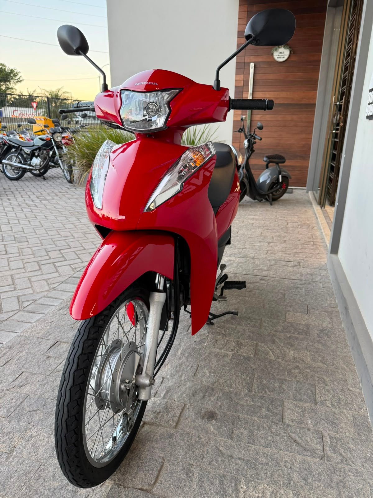 HONDA BIZ 110 i 2024 - Imagem 3