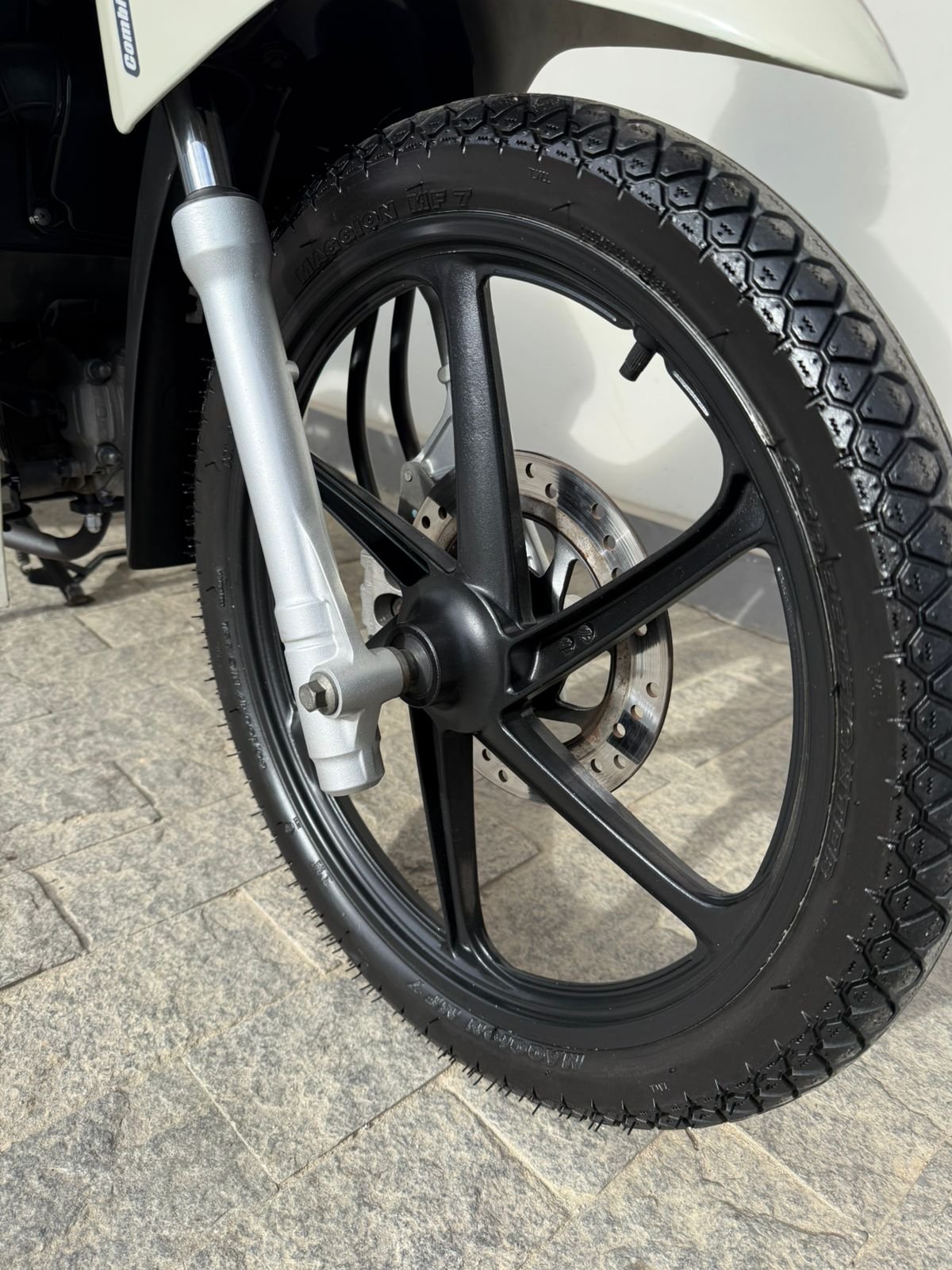 HONDA BIZ 125 2018 - Imagem 4