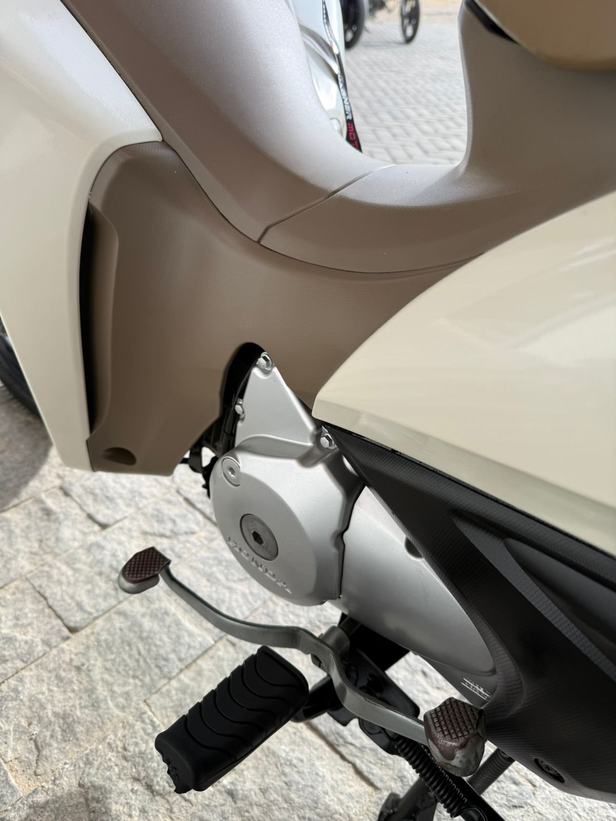 HONDA BIZ 125 2018 - Imagem 6