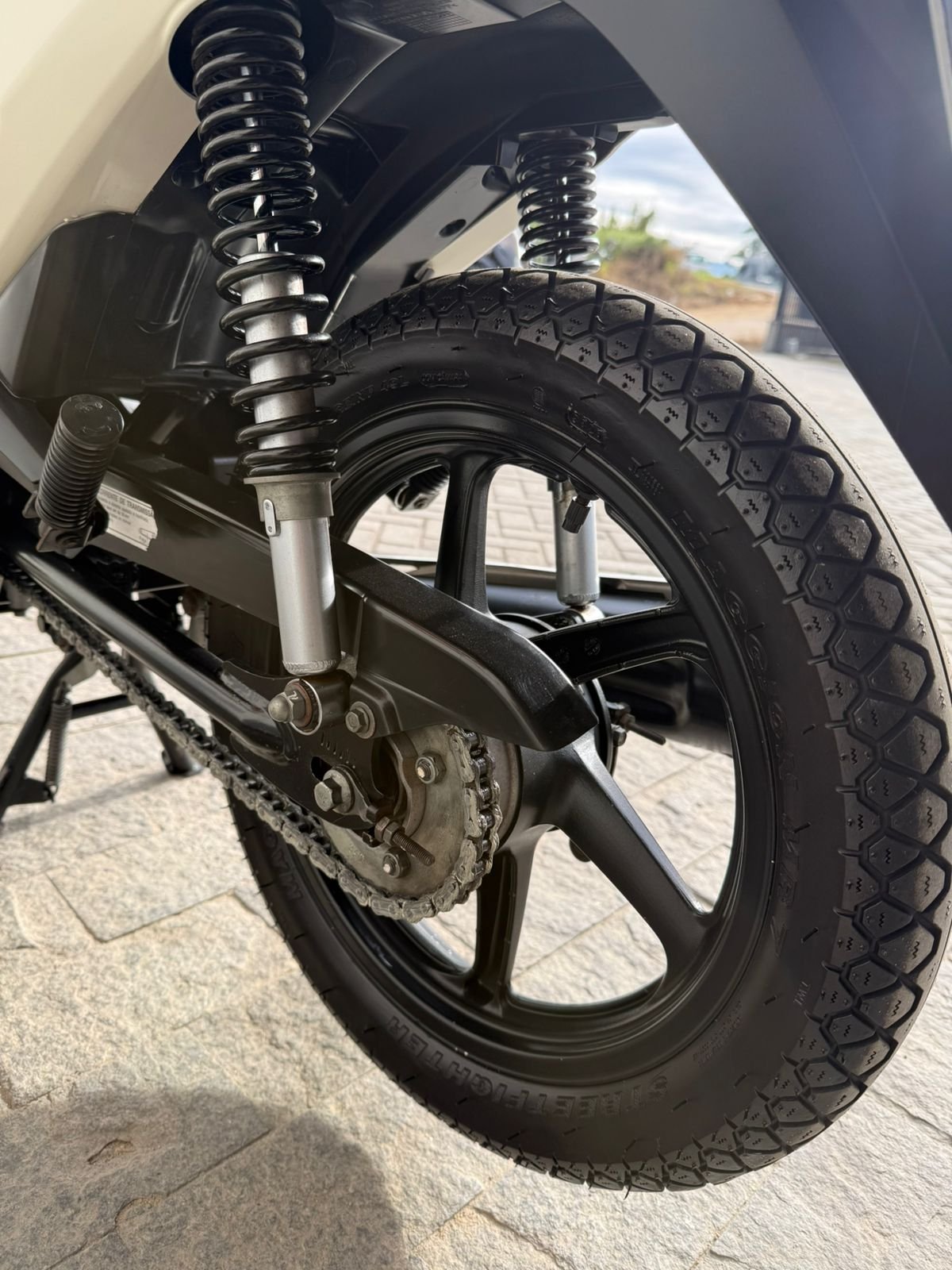 HONDA BIZ 125 2018 - Imagem 8