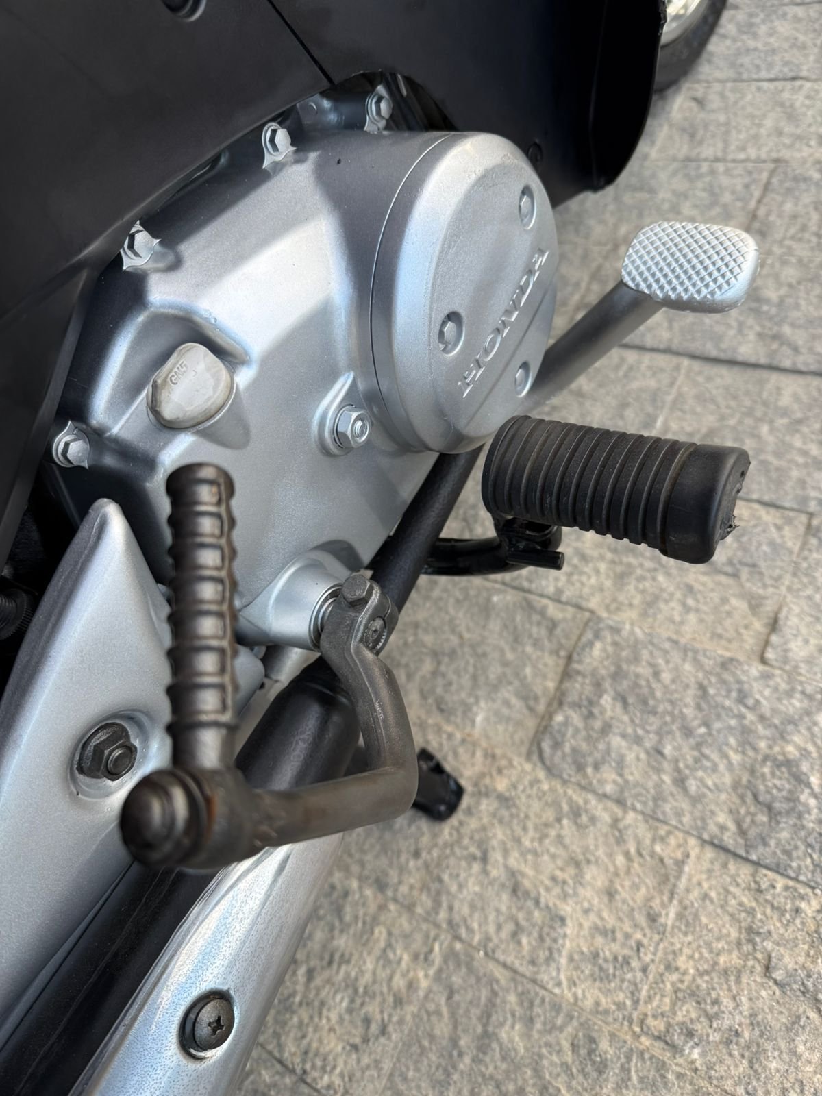 HONDA BIZ 125 es 2010 - Imagem 3