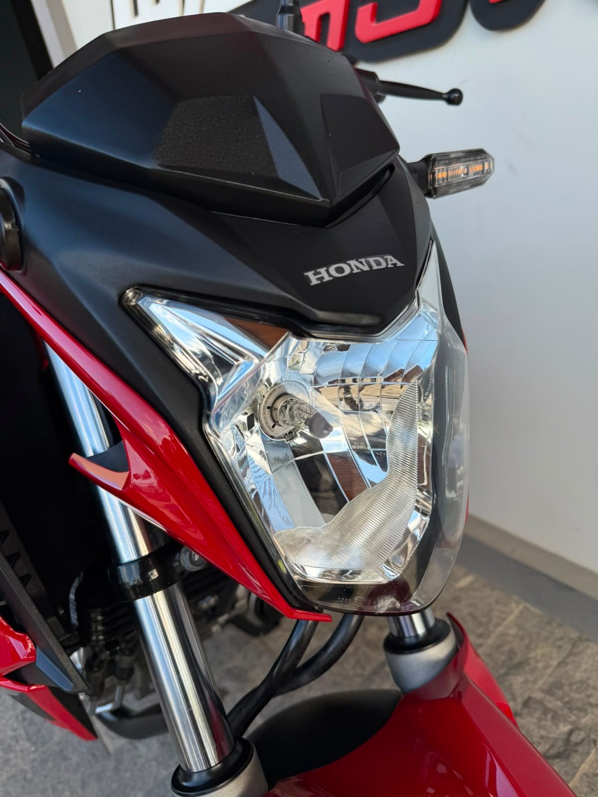 HONDA TWISTER CB 250 2021 - Imagem 11