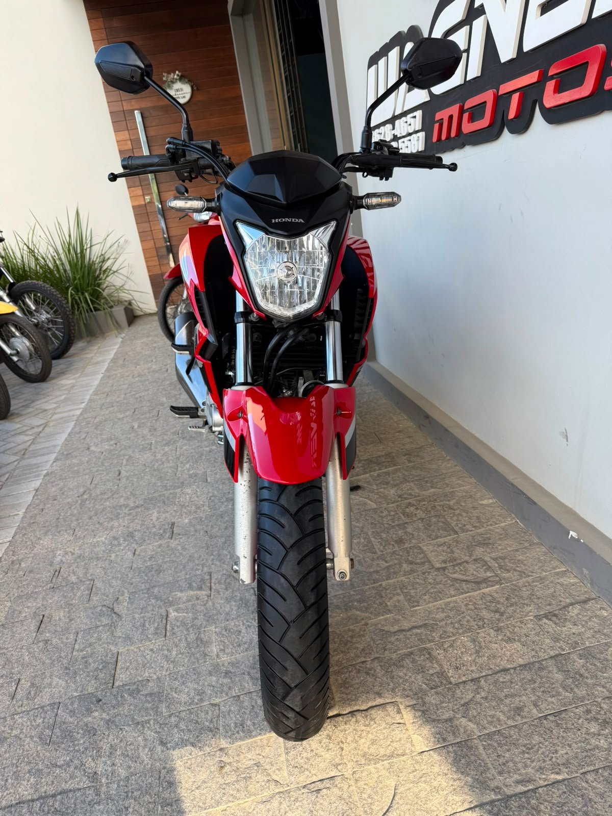 HONDA TWISTER CB 250 2021 - Imagem 8