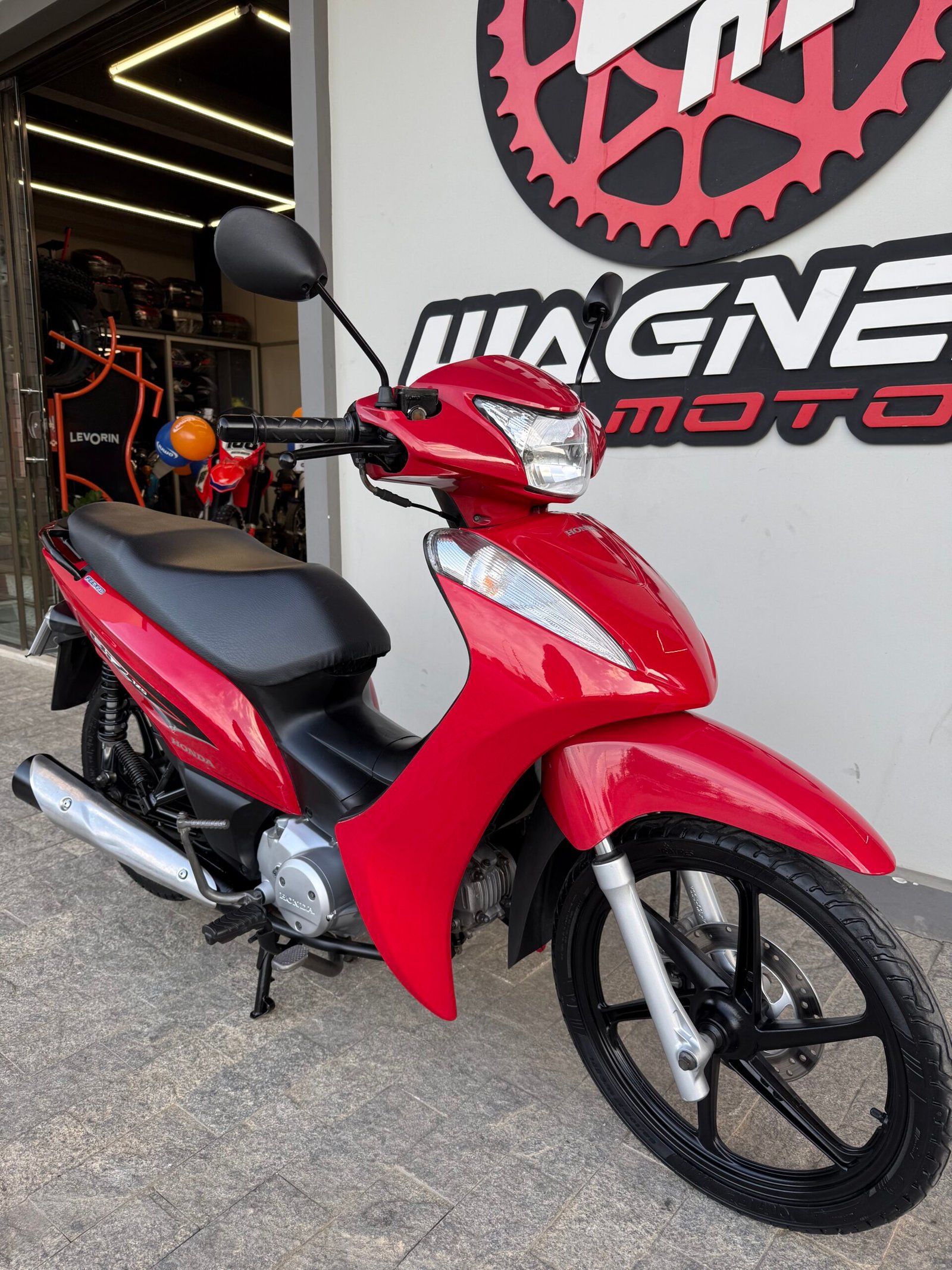HONDA BIZ 125 EX 2015