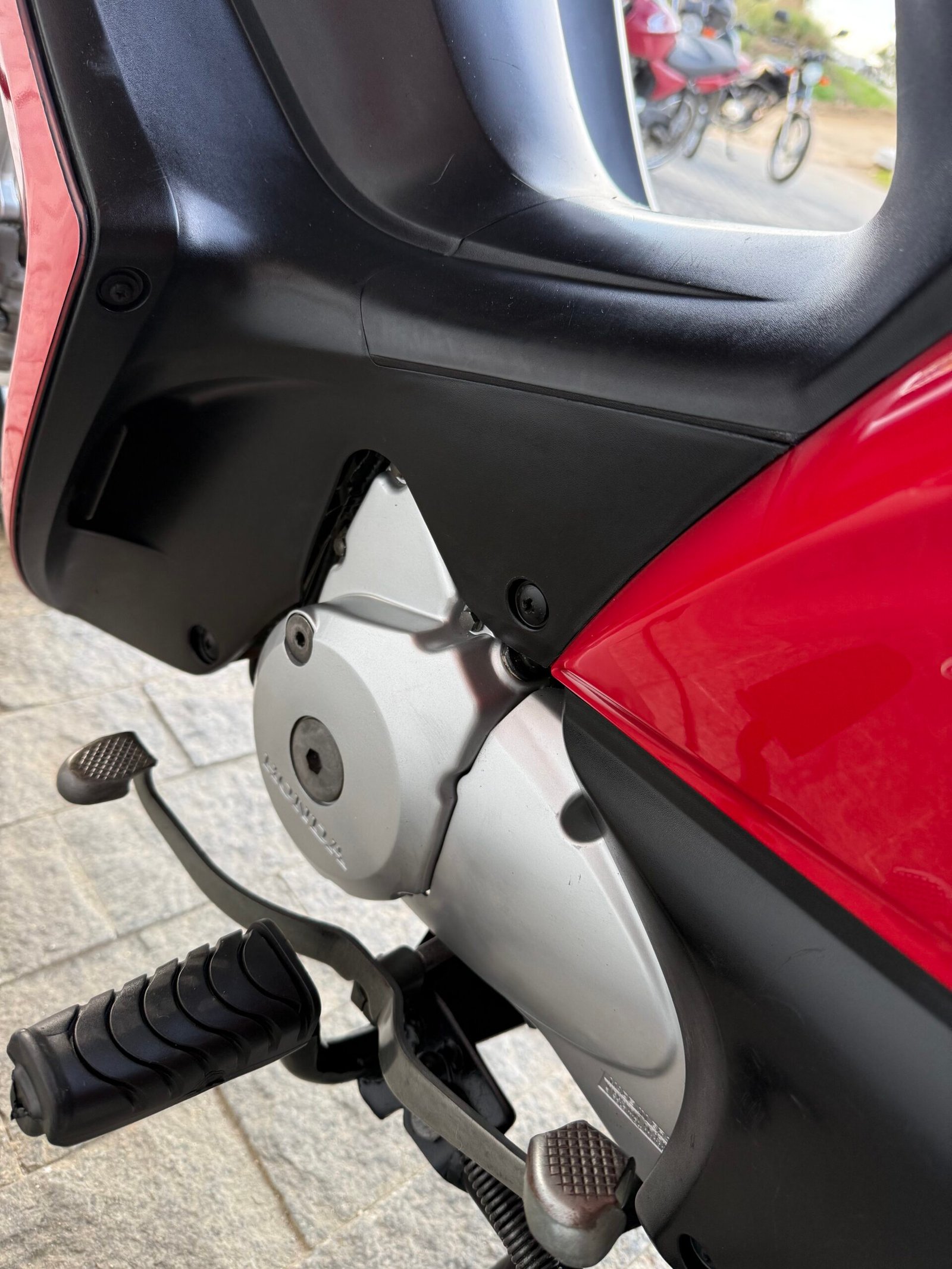 HONDA BIZ 125 EX 2015 - Imagem 9