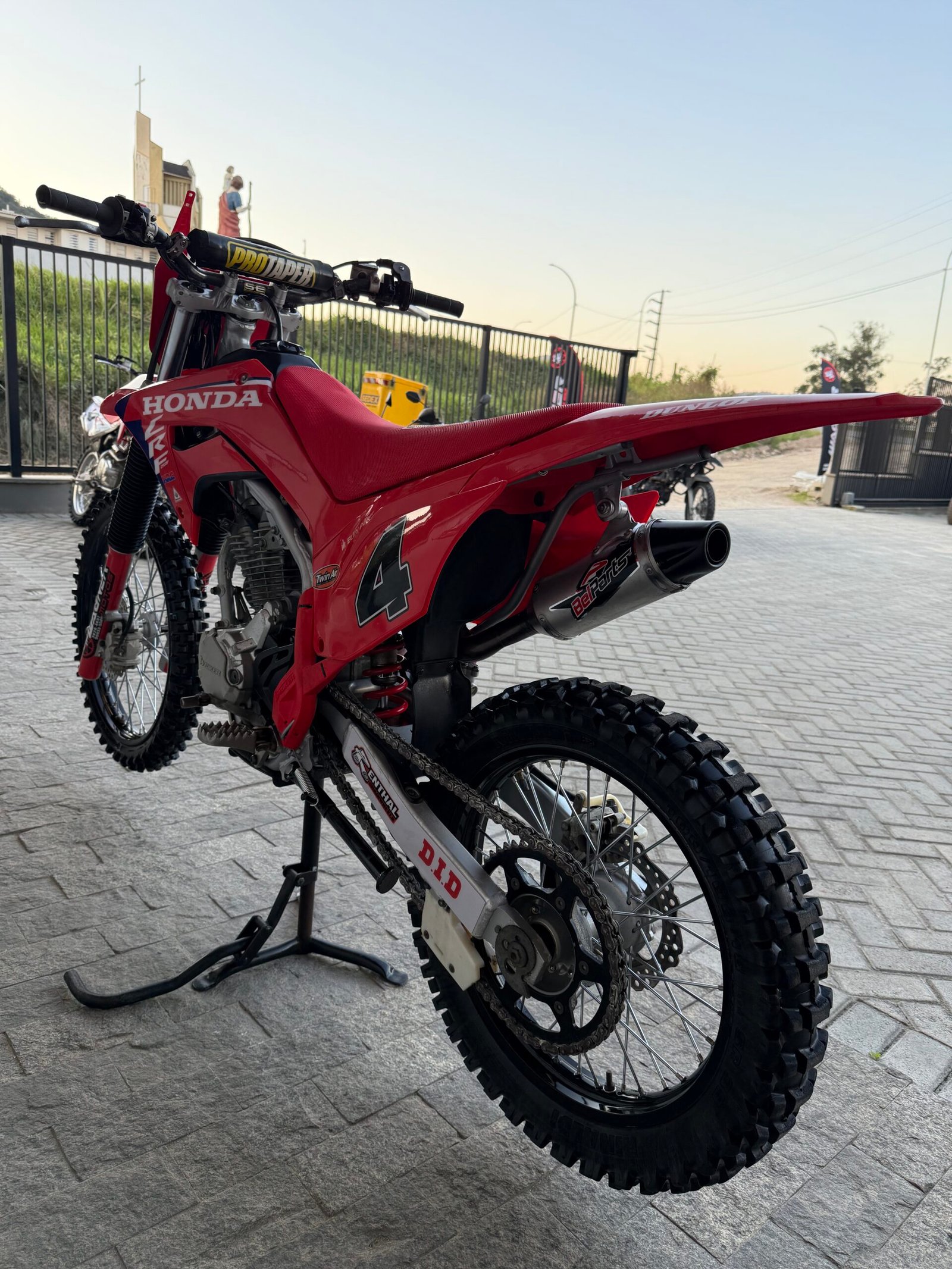 HONDA CRF 250f 2022 - Imagem 6