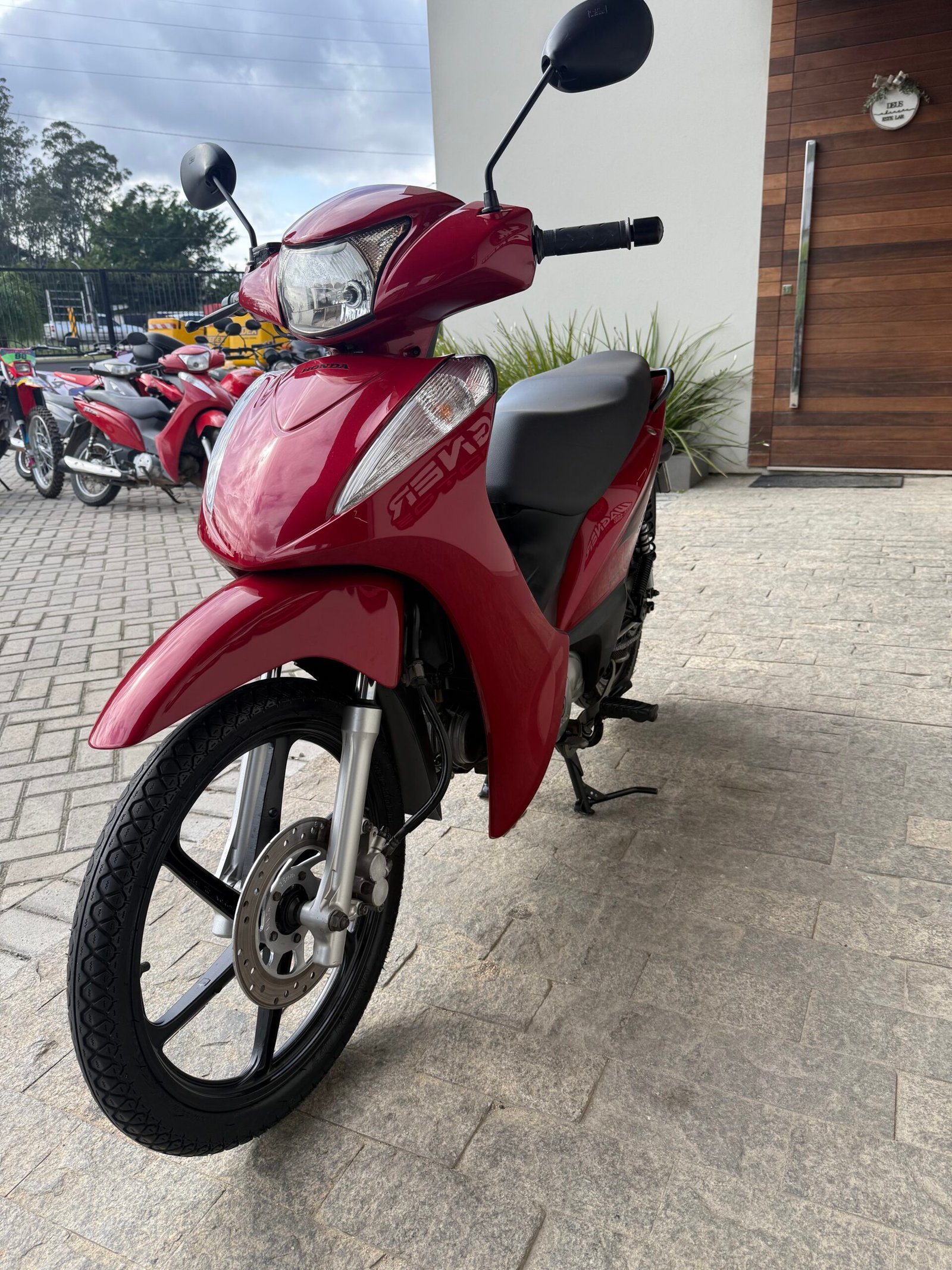 HONDA BIZ 125 EX 2013 - Imagem 3