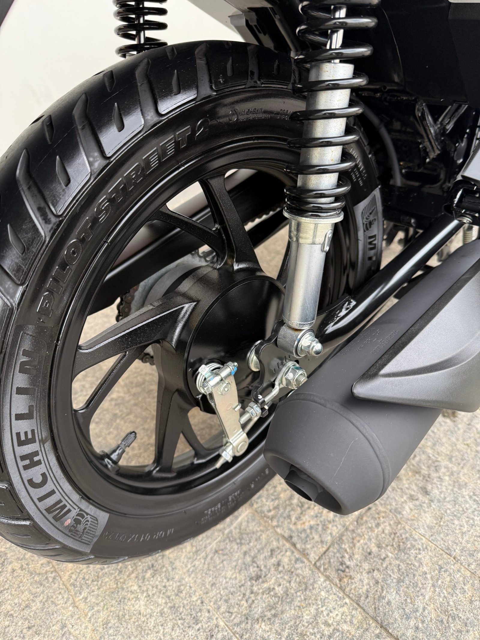 HONDA BIZ 125 EX 2026 - Imagem 11